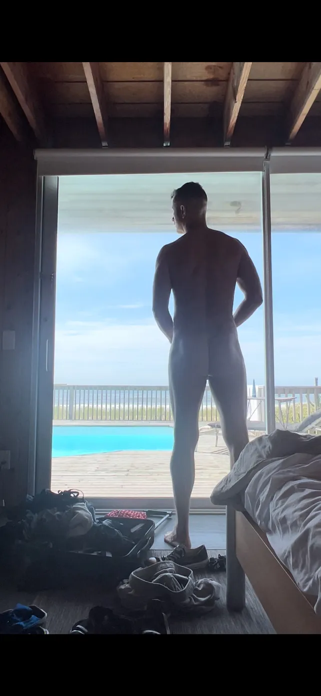 Tall n booty daddy