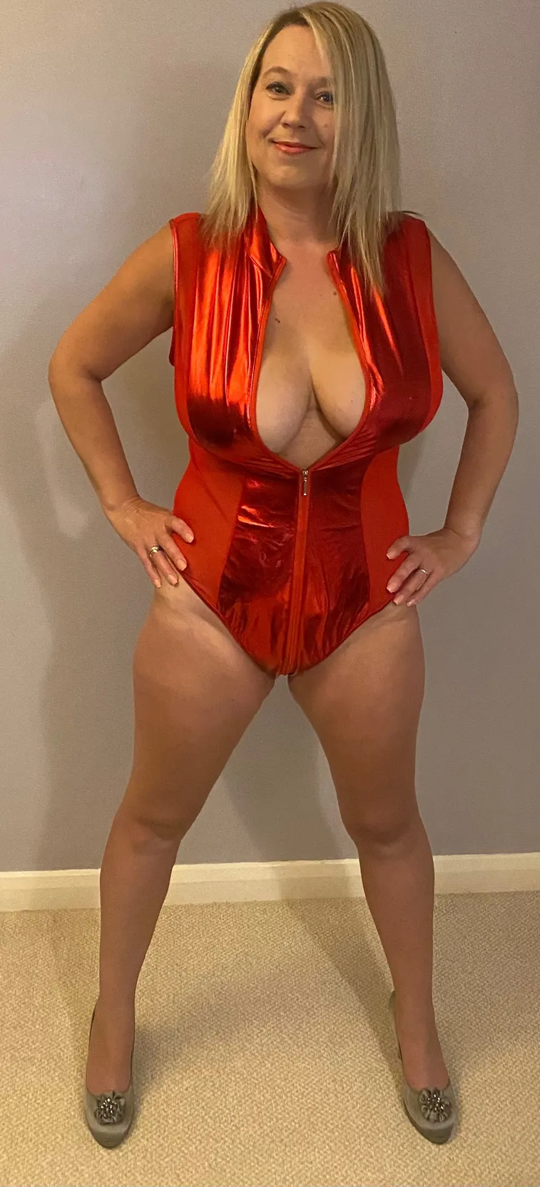 Mrs Hotwife