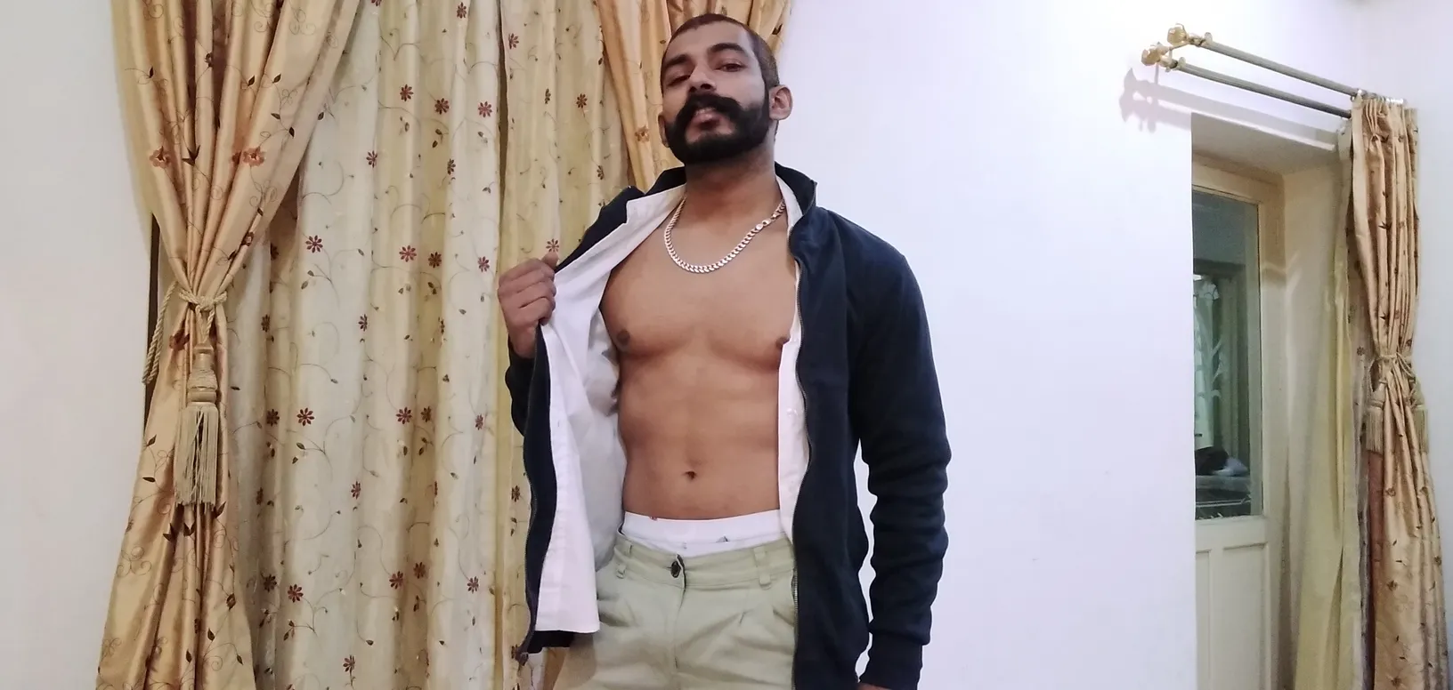 Vaziel Aryan