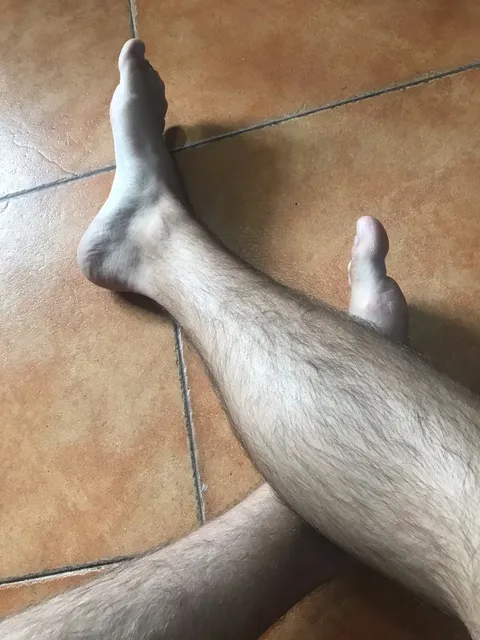 Spanish feet