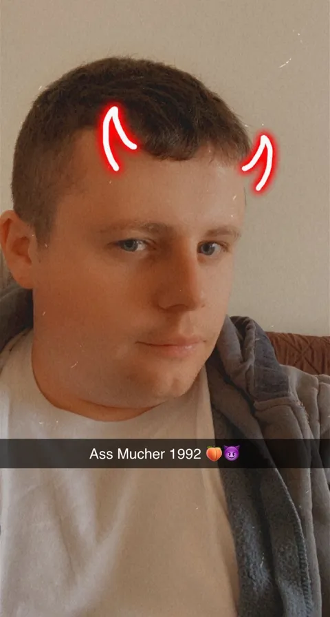 Ass Muncher 🍑 😈