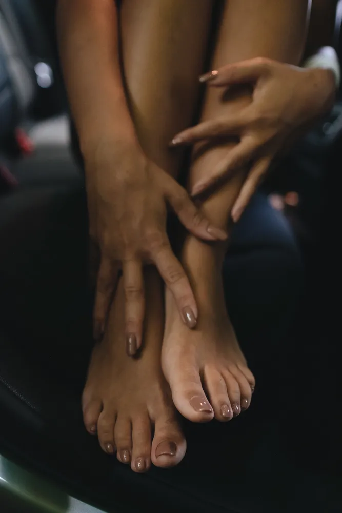 Teeny tiny footsies