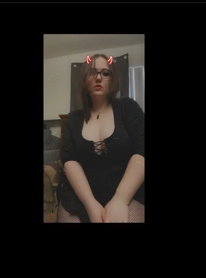 Jess the Big Tyddie Goth Gf