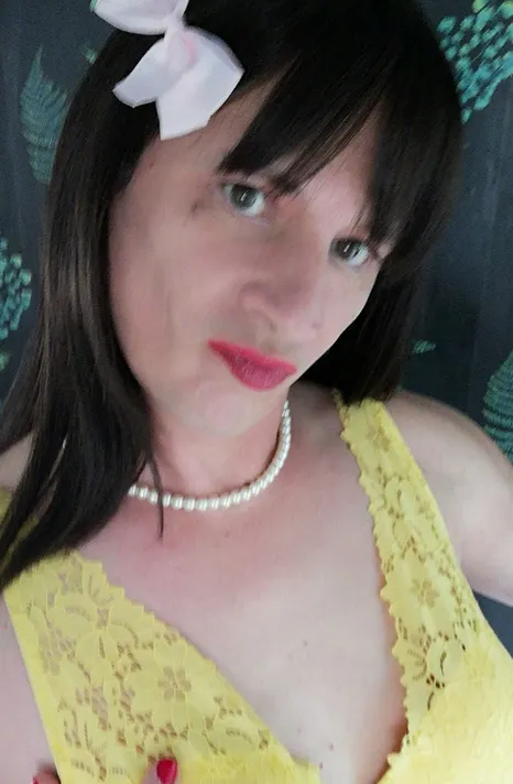 Elegant Collette