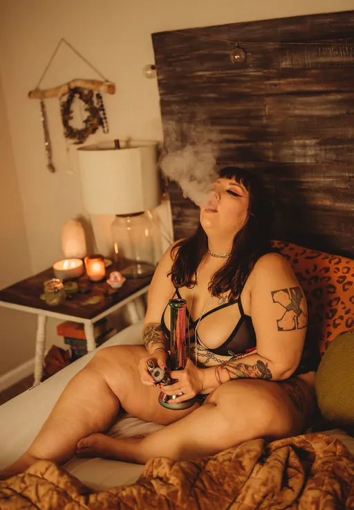 StonerFemme💖😮‍💨✨