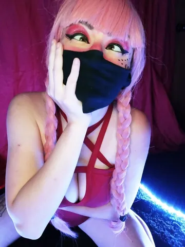 Mo-Mo-Chan