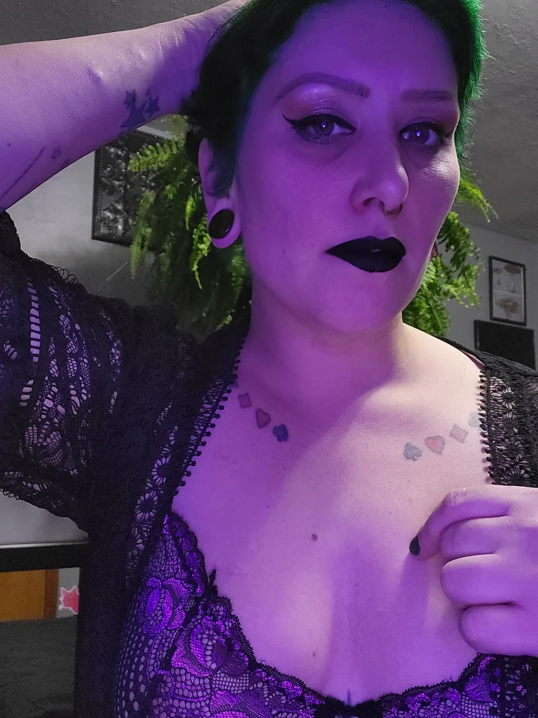 NudeTarotMuse