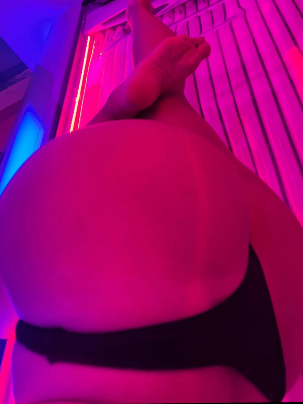 BitchyFeet Sass &amp; Ass 🌶️🔥🍑 💅🦶🏻