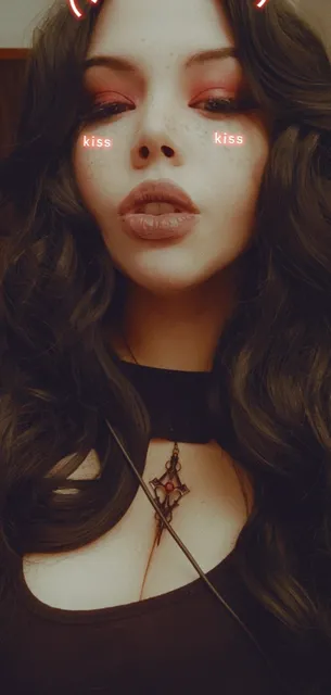 Goth mommy