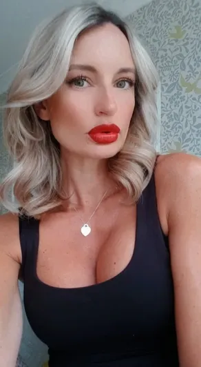 Paula Kate x