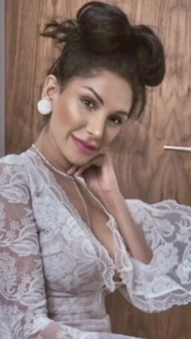 Mia Khan
