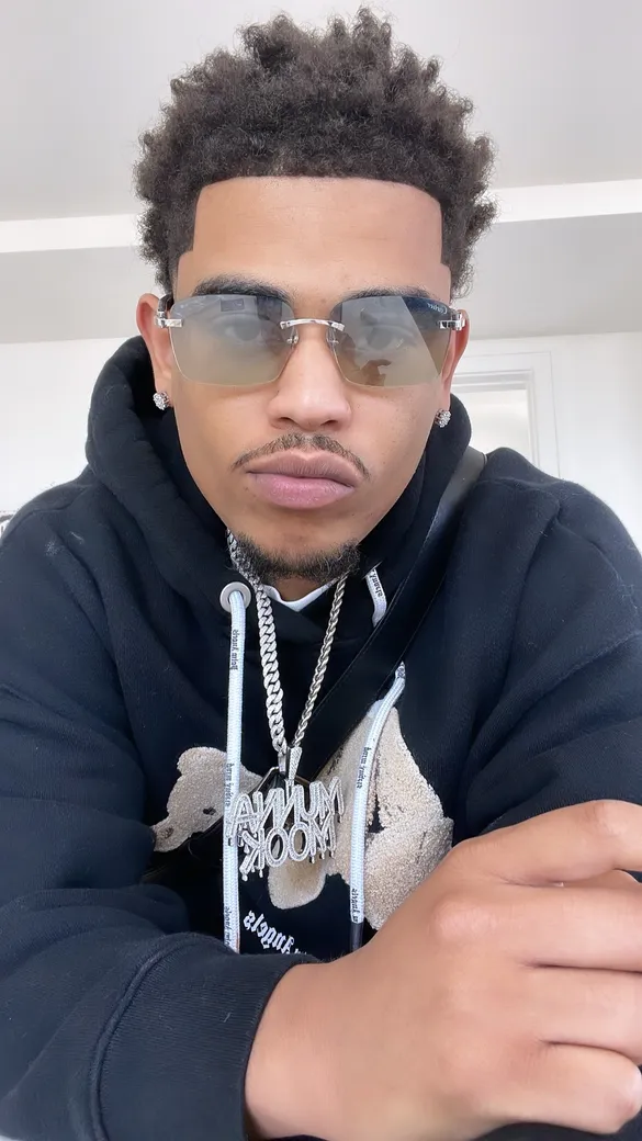 Kzee Lewis