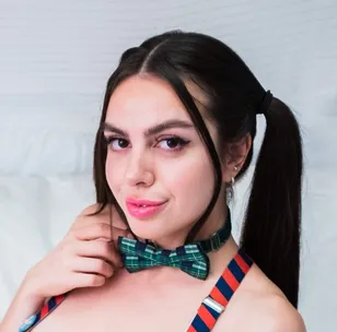 Ema Lee