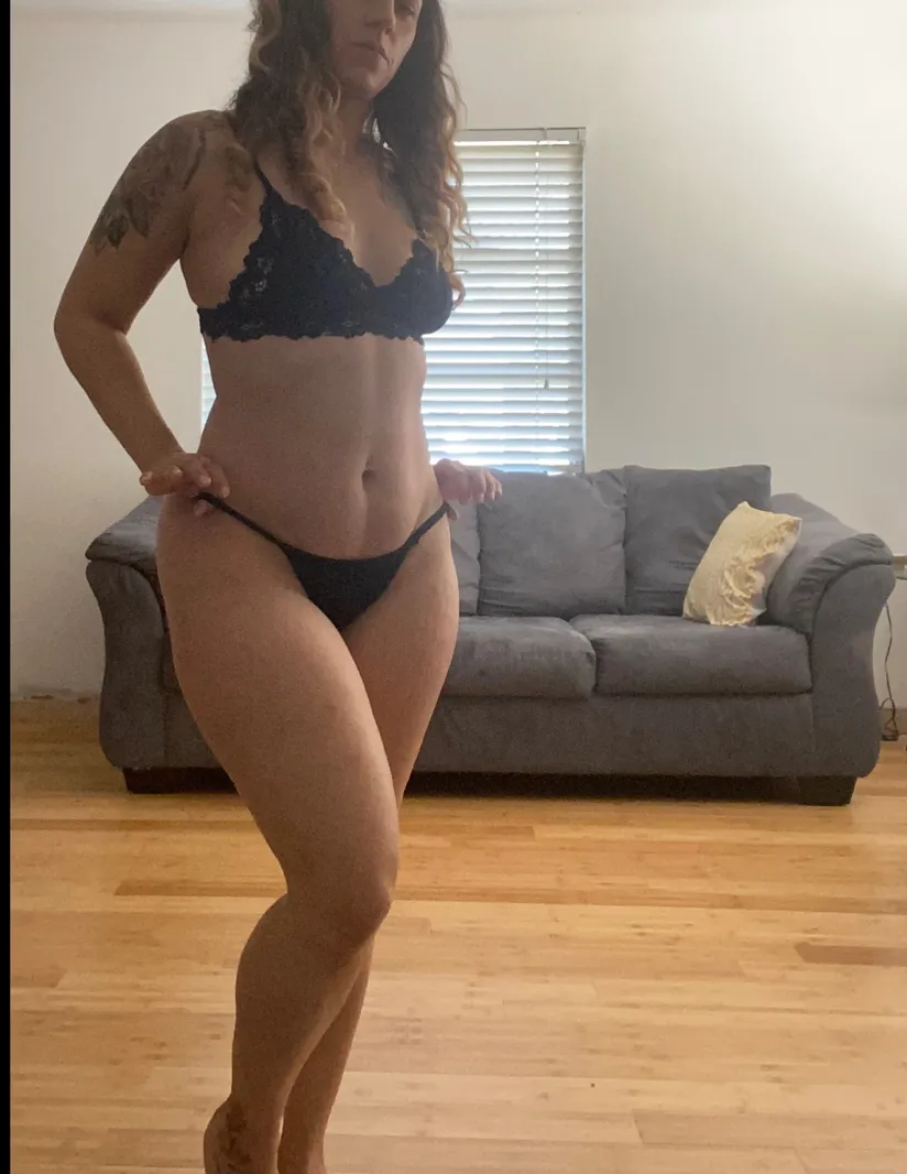 Ana Raine
