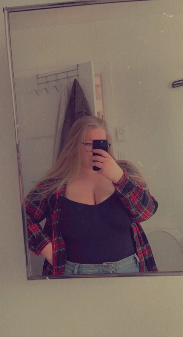 Blondie😈
