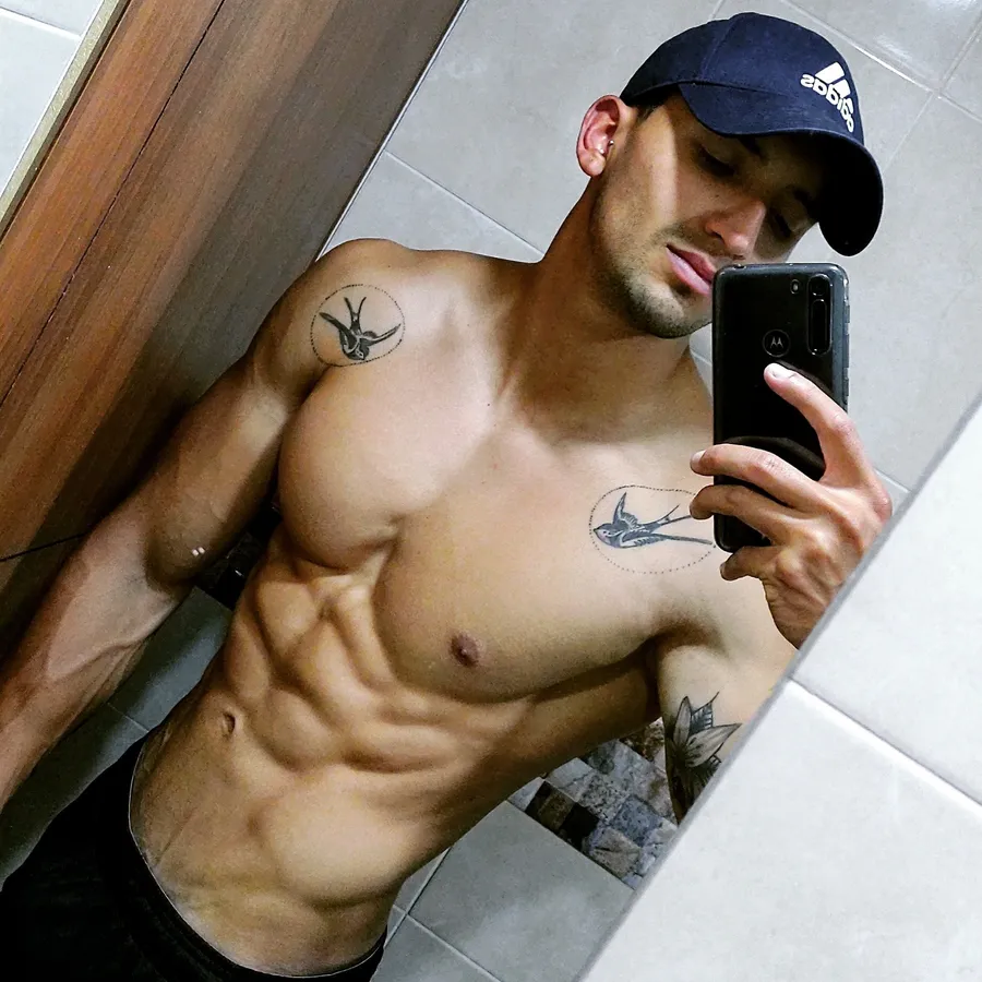DAVID TORRES
