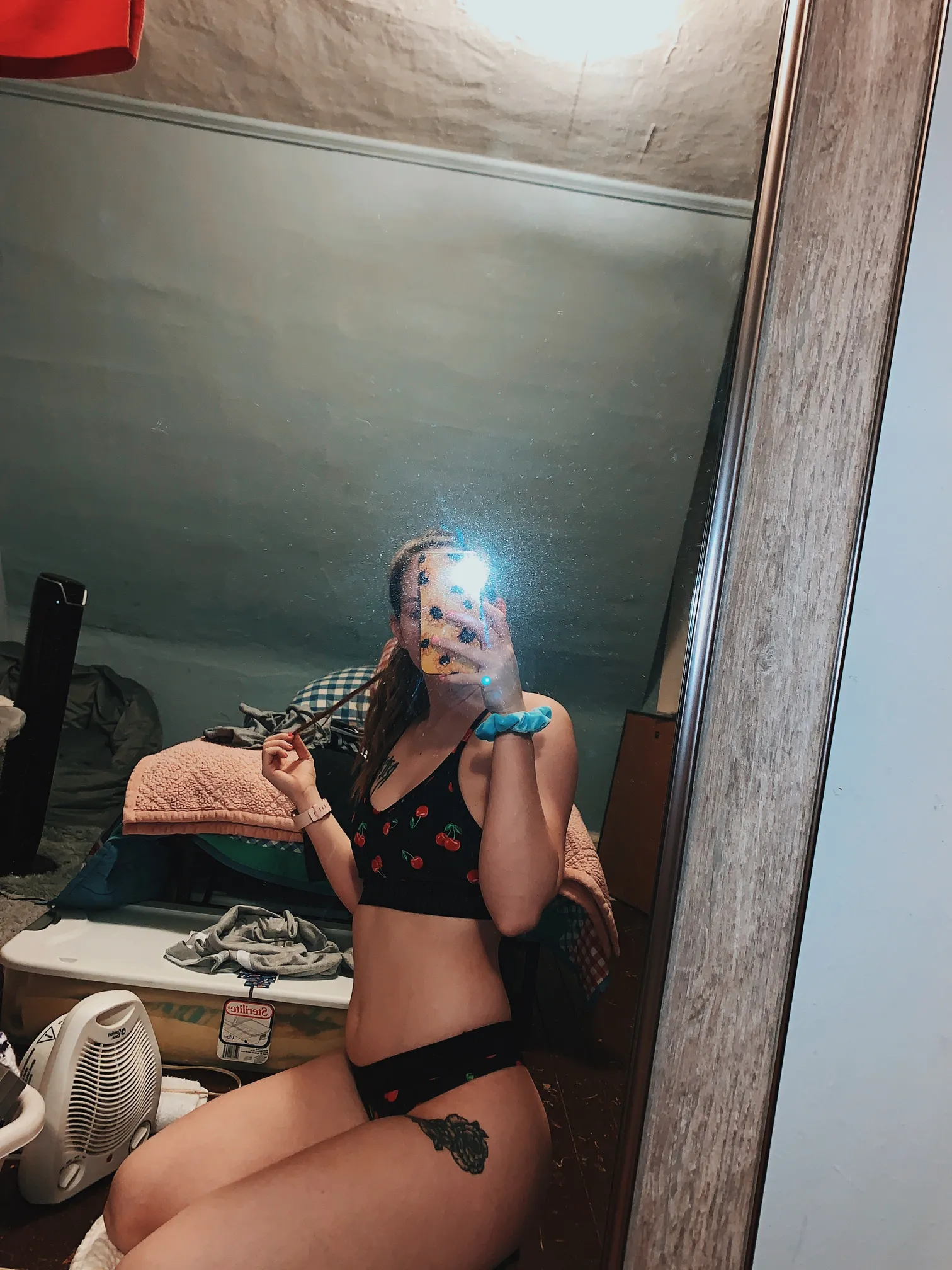 Abs
