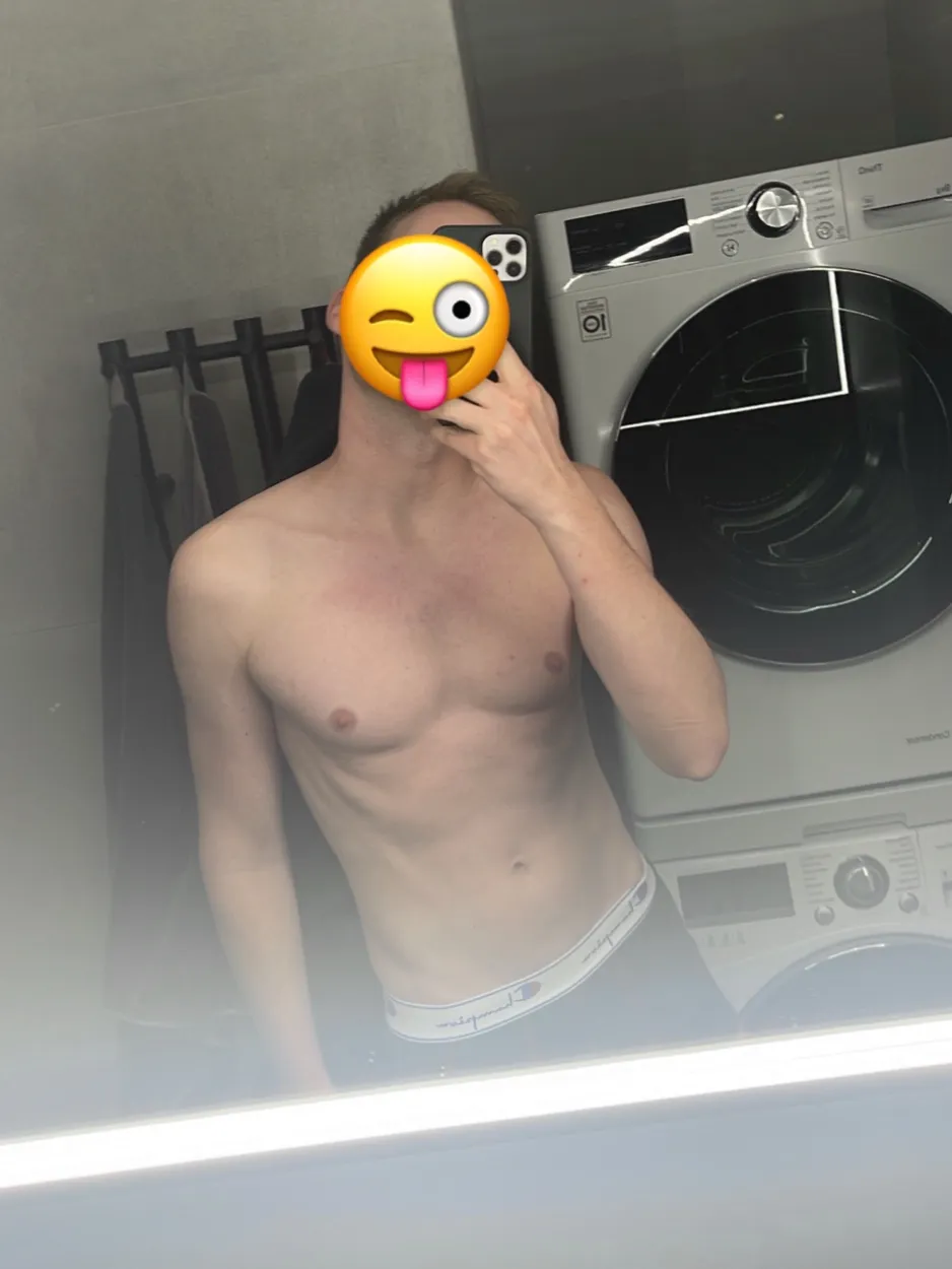 Hung twink