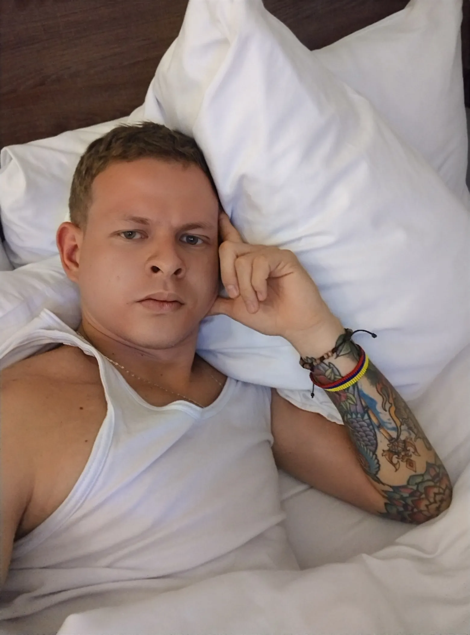 🍌🥛 Latin Casual Llover