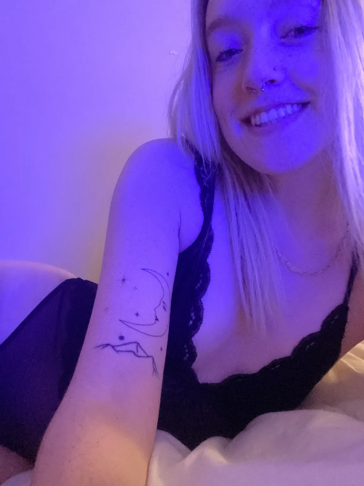 em ✨