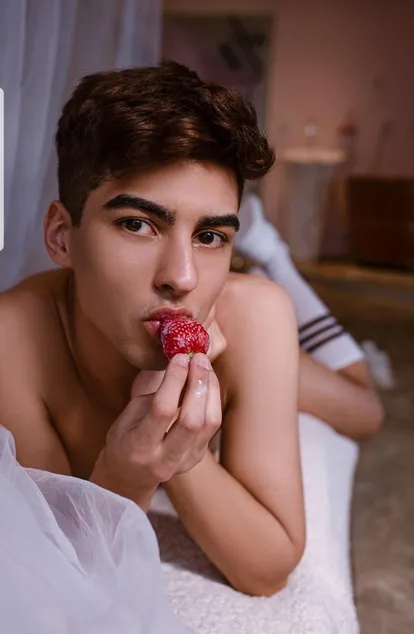 Lucca Twink