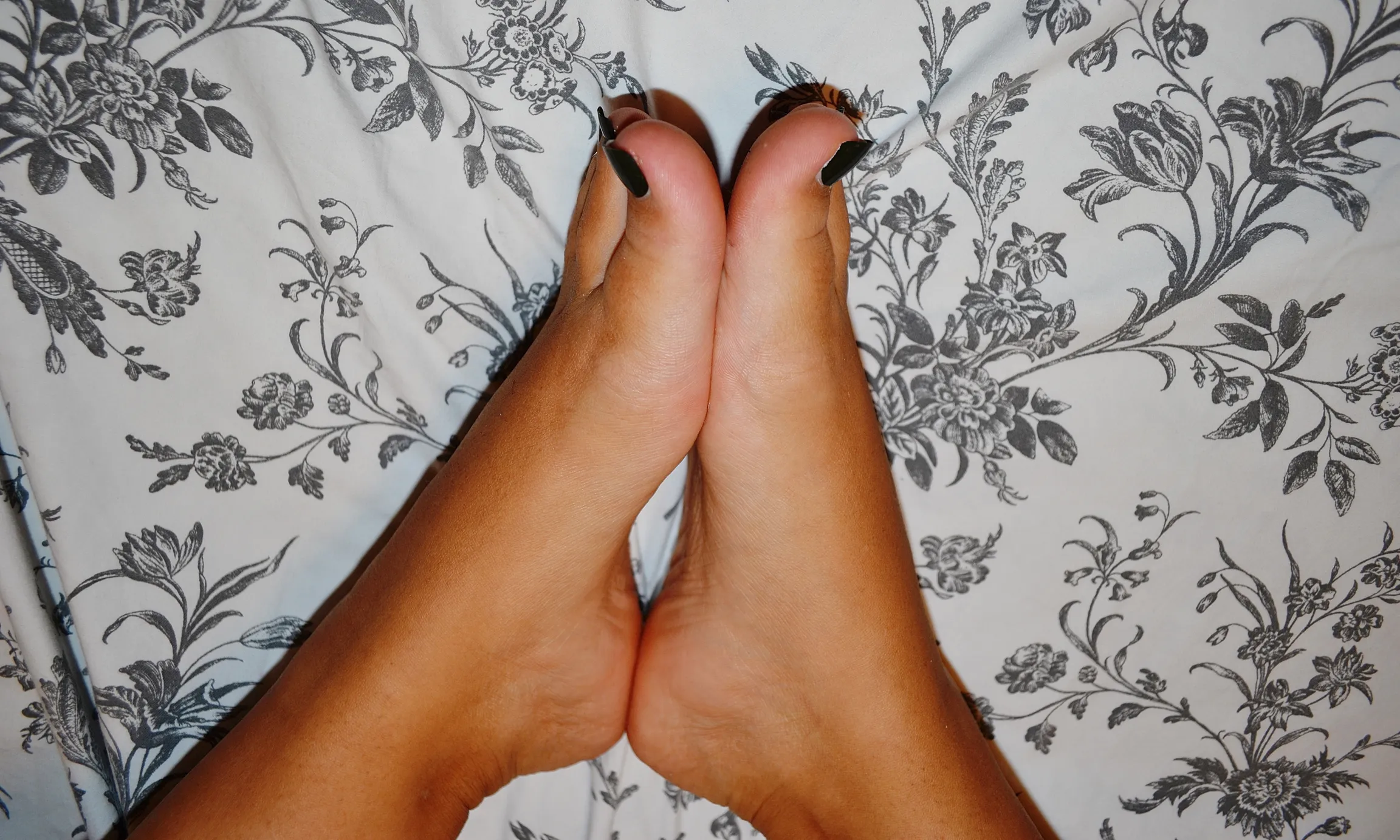 Fanny Feet