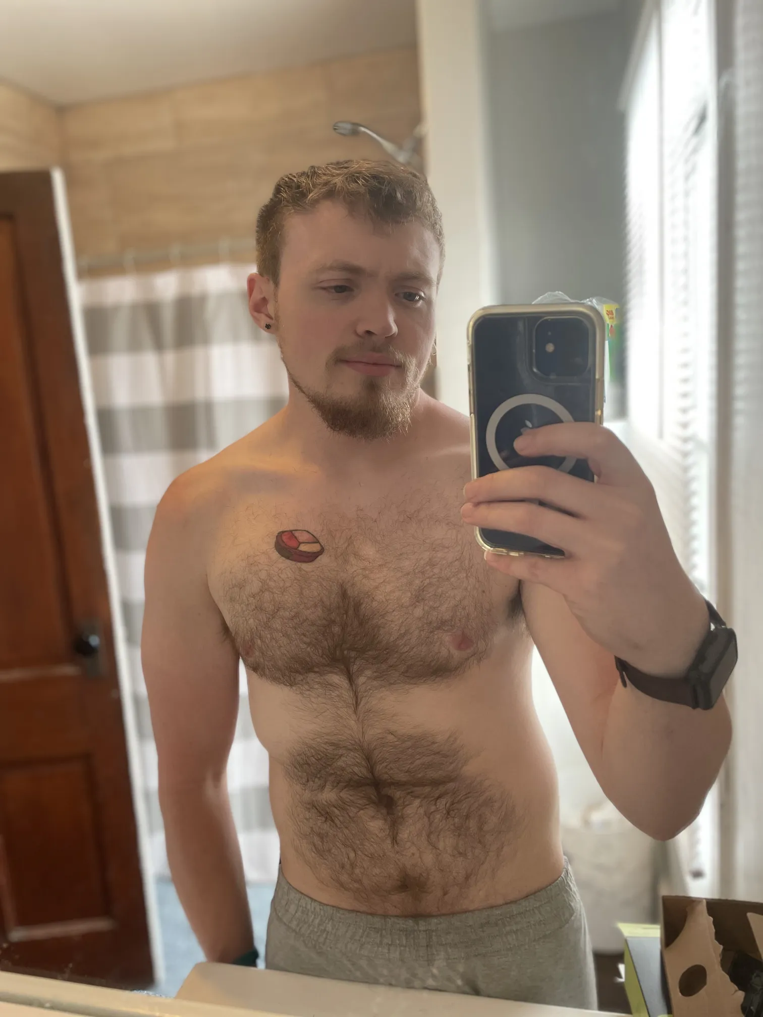 Gay Hung Shortie