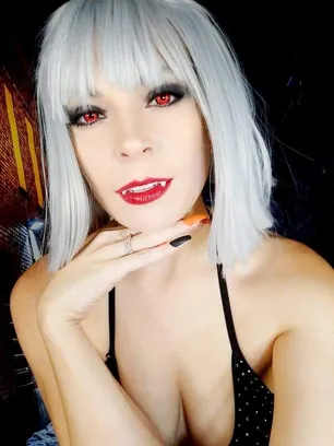 SuzeeQue