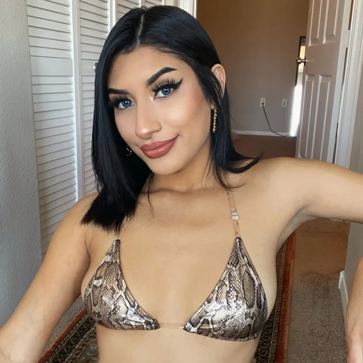 💛XXX FEED💛ALL UNCENSORED💛LATINA WIFEY