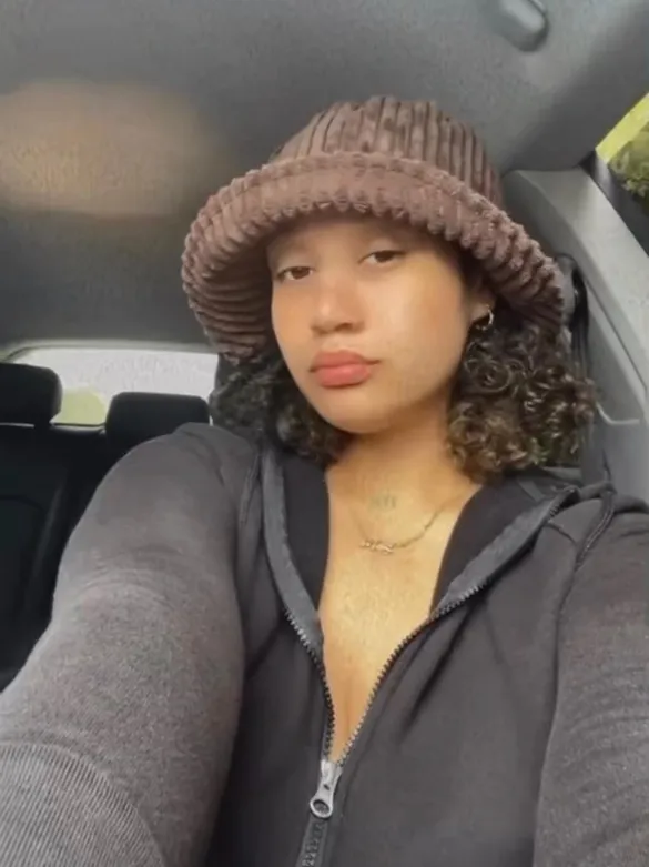 cassidy b/ your gf