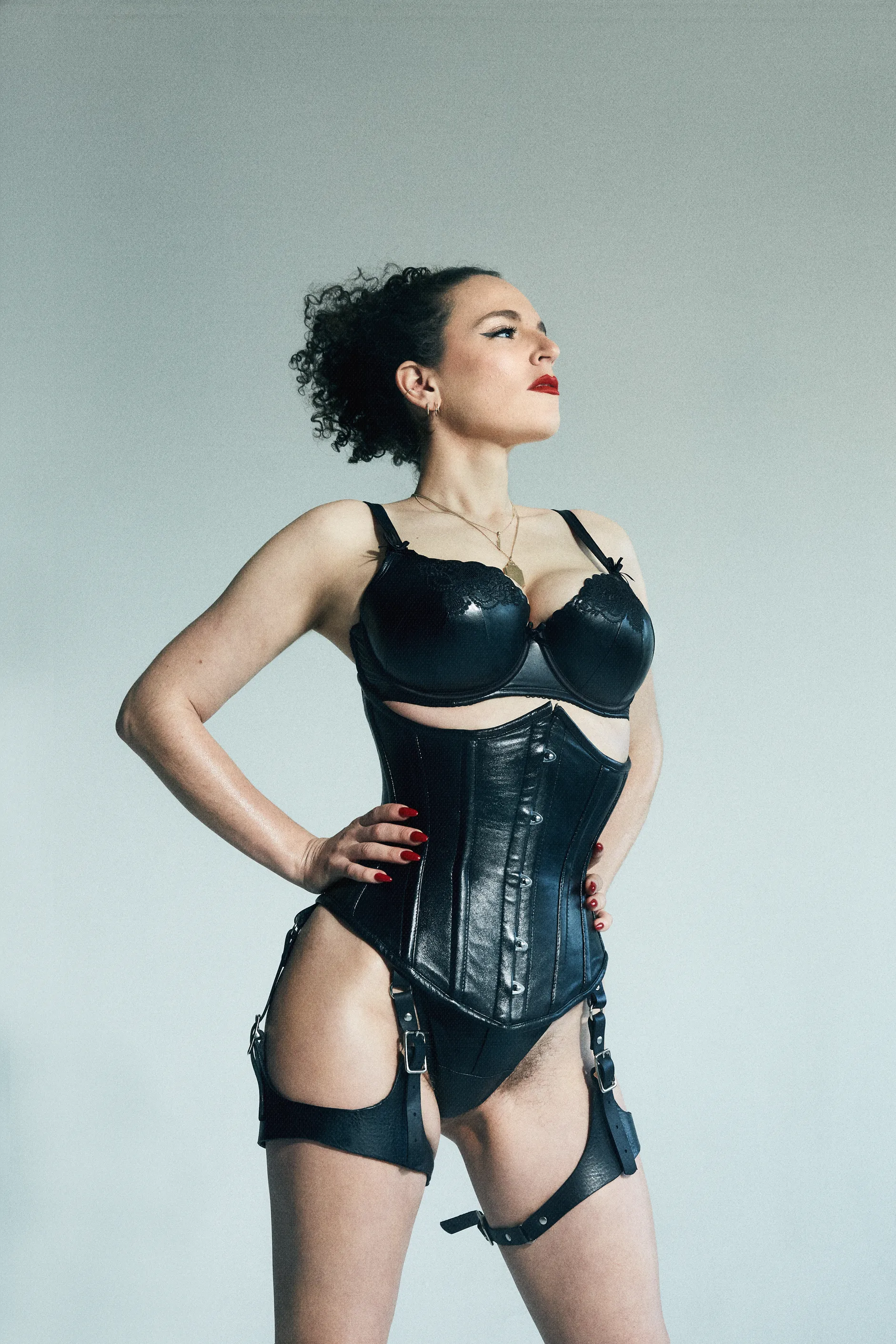 Dominatrix Femdom Mistress Blunt