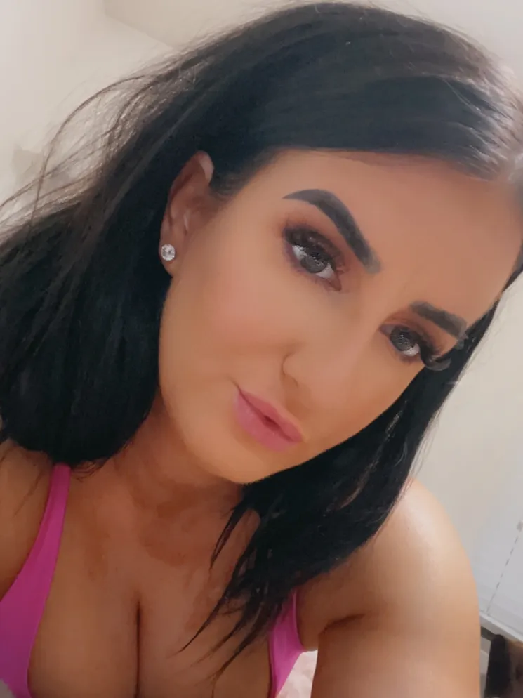 KHLOEE - BIG BOOTY MOM