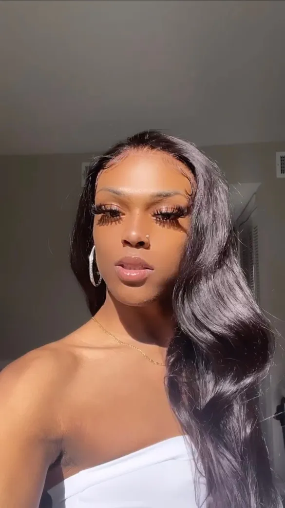 MONICA LOVEE 💗