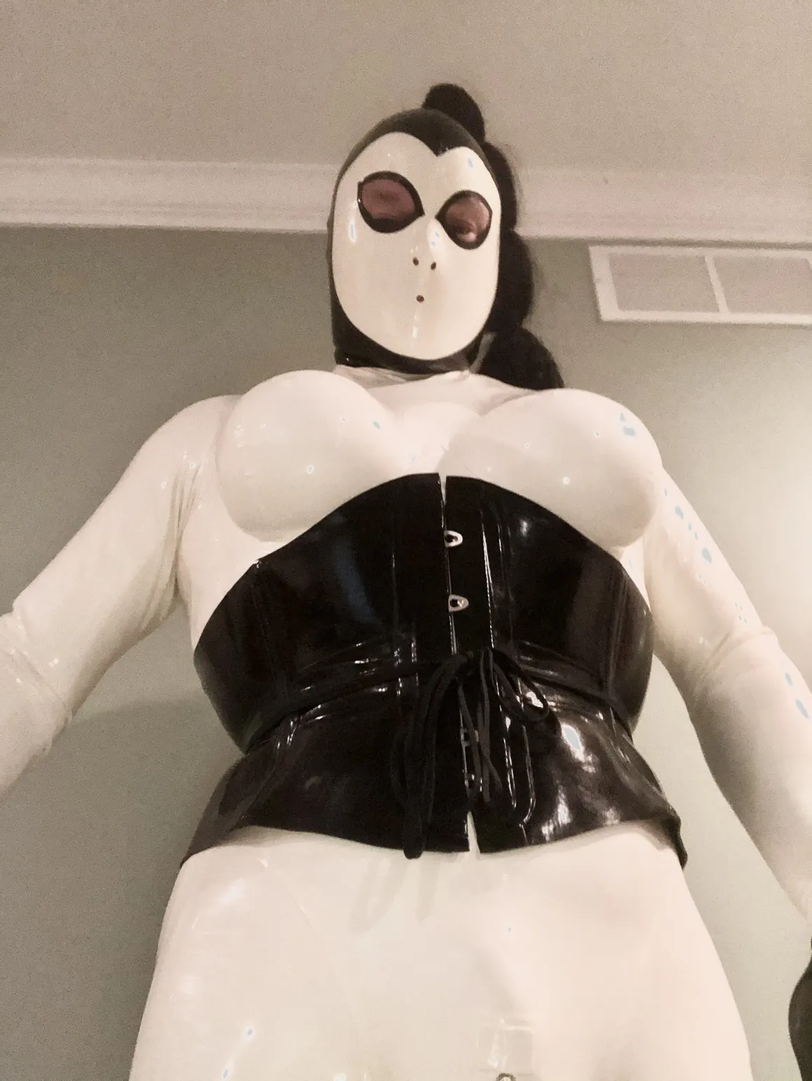 Latex Rubbergirl