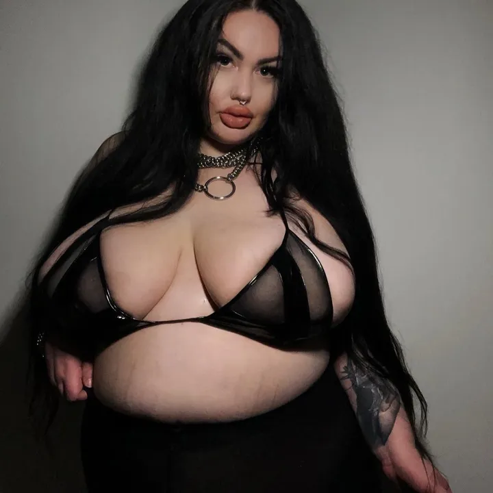 Mistress Austeria - Australian BBW